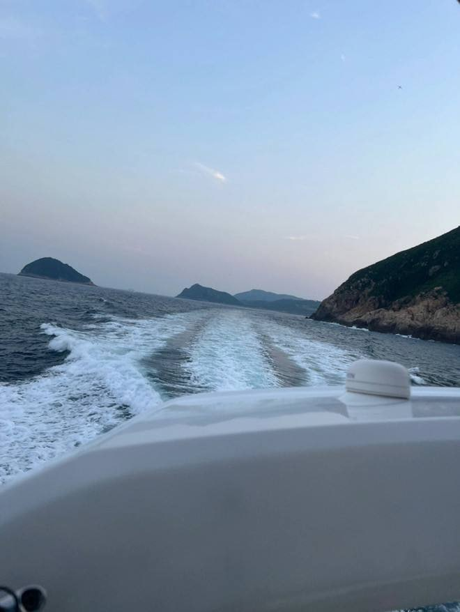 CR44528's tweet photo. Instead of wasting time to join in the fun, it is better to be alone, save the running-in and fatigue caused by blindly gregarious, and enjoy the calm thinking brought by being alone, and use the extra spare time due to being alone to add value to yourself. https://t.co/xtPwFwDGfy