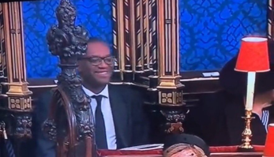 frankieboyle's tweet image. 