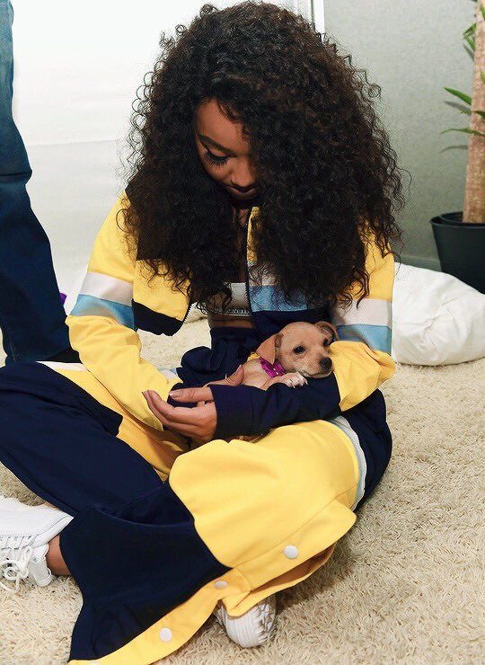 jerrietitika's tweet photo. HAPPY BIRTHDAY TO THE BEST GIRLL!! I LOVE YOU SO SO MUCH LEIGH THANK YOU FOR SAVING ME WHEN I WAS AT MY LOWEST AND THANK YOU FOR ALWAYS MAKING ME SMILE IM SO SO PROUD OF YOU AND I HOPE YOU HAVE AN AMAZING BIRTHDAYY🫶🫶🫶 https://t.co/iBCfLCGT3x