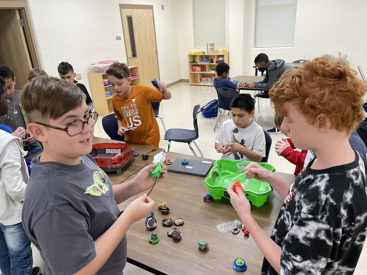 Mrs_Logan99's tweet photo. The Straus Beyblade club 😊 Love hearing them laugh and have fun in the morning. ❤️ @NISDStraus #TheStrausWay https://t.co/ErWVOY4tG1