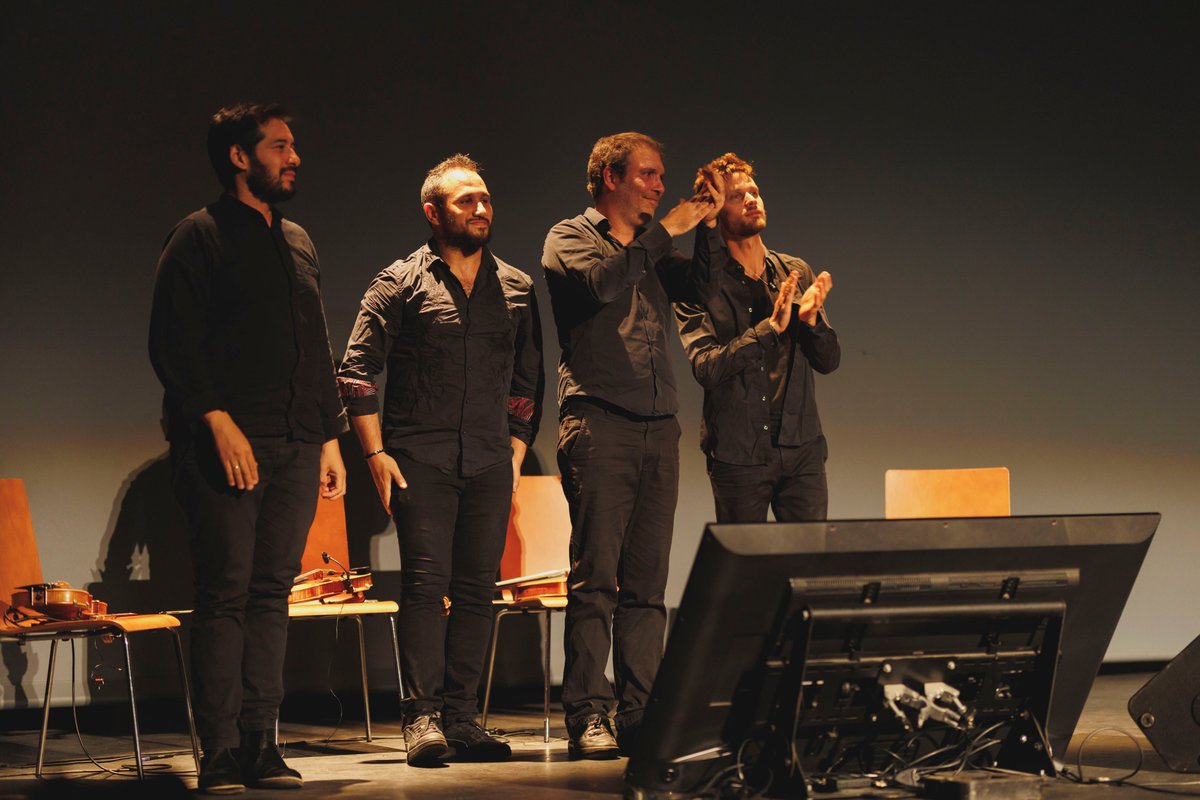 VolumensFest's tweet photo. @PlaymodesStudio + #CuareimQuartet en @TeatreElMusical el pasado viernes 30 de octubre, dentro de la sexta edición de VOlumens 🖤
📷 https://t.co/oV6v3Q5q8G
#musica #vanguardia #experimentacion #NewMedia #digitalarts https://t.co/TTQydittNw