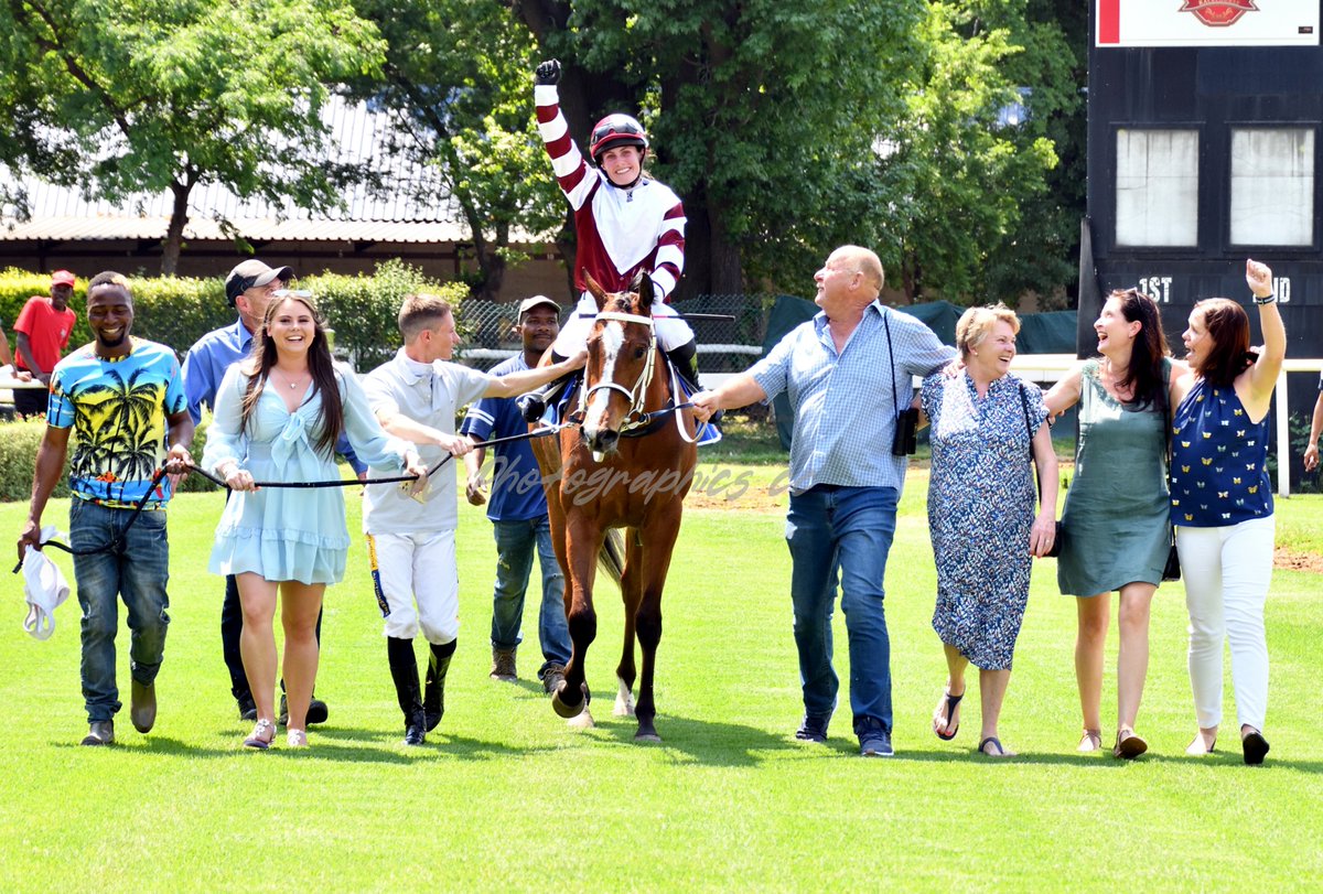 JC Photos 0833908945 tweet media