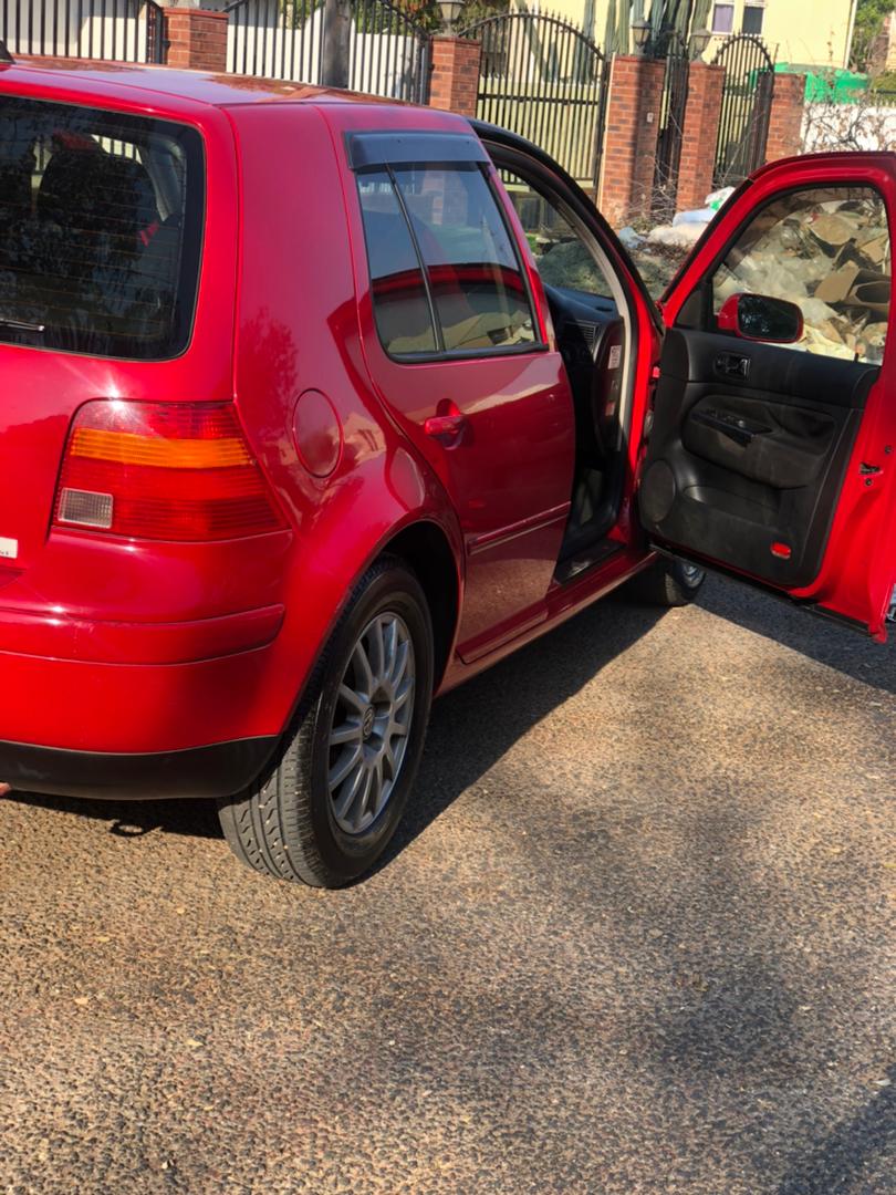 KhuleXst's tweet photo. Golf 4 for sale, Gaborone
Last price 23k

Please retweet https://t.co/rle3ry6YPn