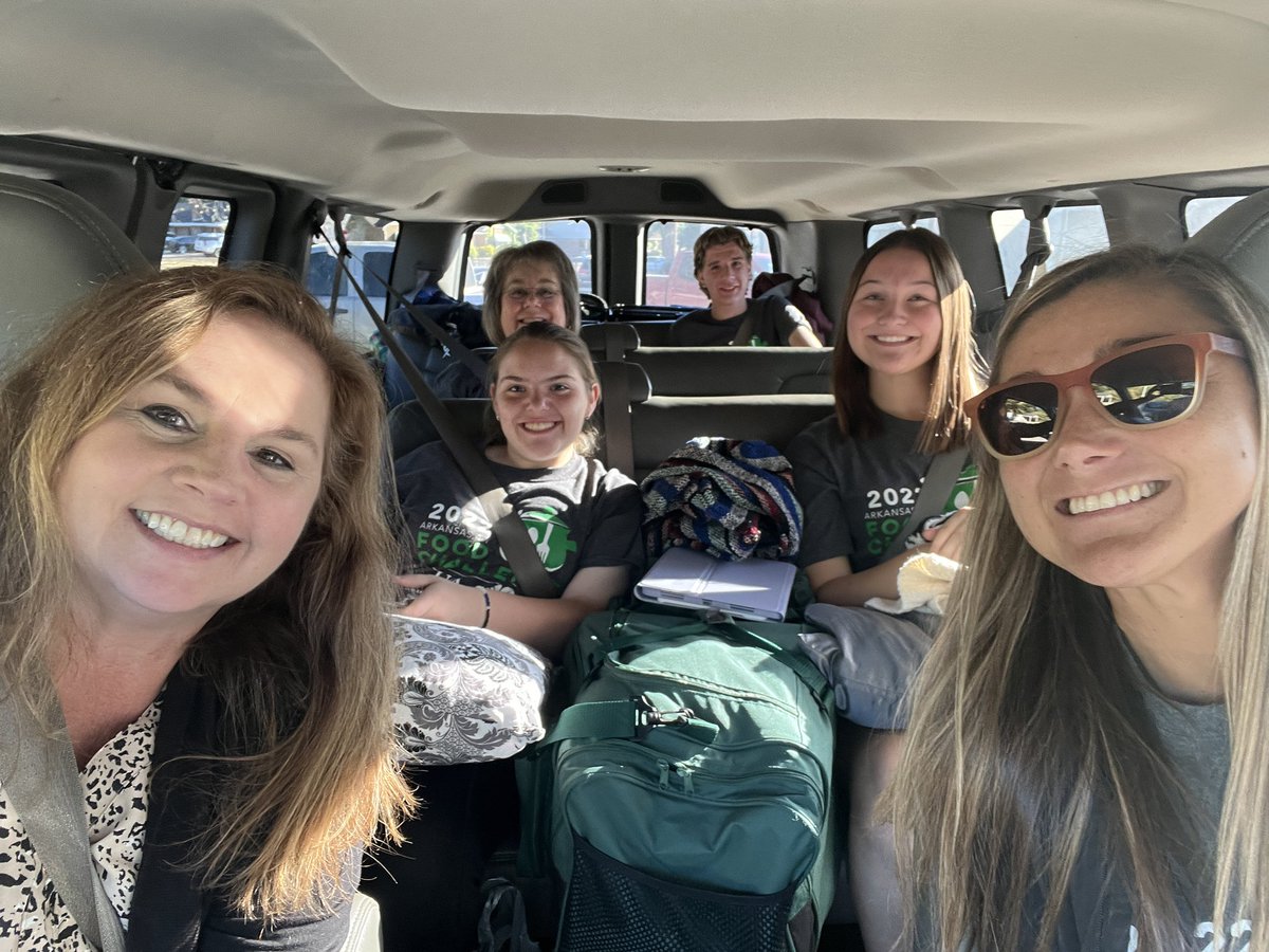 TracyECourage's tweet photo. @Arkansas4H team from Howard Co is headed to Texas to compete in the National 4-H Food Challenge competition tomorrow! https://t.co/ZXYOozcKyb