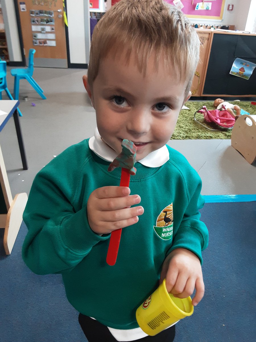 gcpfs1's tweet image. Working on our fine motor skills today in Waddles Nursery using pins and shapes to make robots and moulding the playdough with a variety of resources to make monsters. Well done! @PrimaryGreat  #gcpphysicaldevelopment
