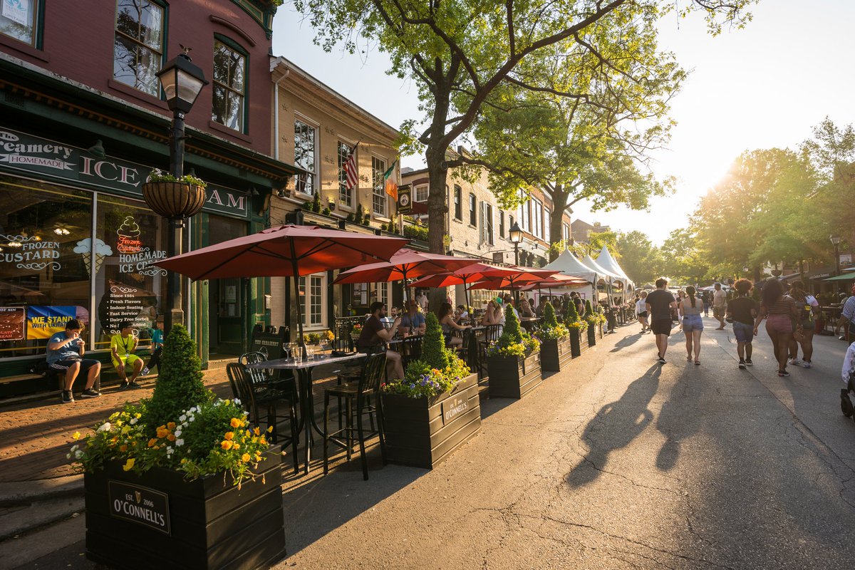 5 for 5! Alexandria is a Top 5 Best Small City in the U.S. for the fifth consecutive year according to the <a href="/CNTraveler/">Condé Nast Traveler</a> 2022 Readers’ Choice Awards. #RCA2022

👉 cntraveler.com/gallery/best-c…