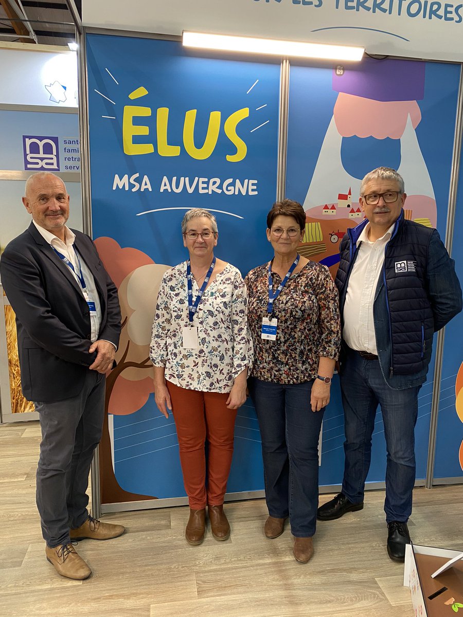 msaAuvergne's tweet photo. #ElusMSAenAction En direct du @SommetElevage les élus de la MSA Auvergne engagés pour l’alimentation autour de l’arbre des saisons en présence de @cormery_pascal, Philippe Panel, Isabelle Guittard, déléguée MSA et productrice de St Nectaire fermier, Maryse Trillon. https://t.co/tBu5ysK4sY