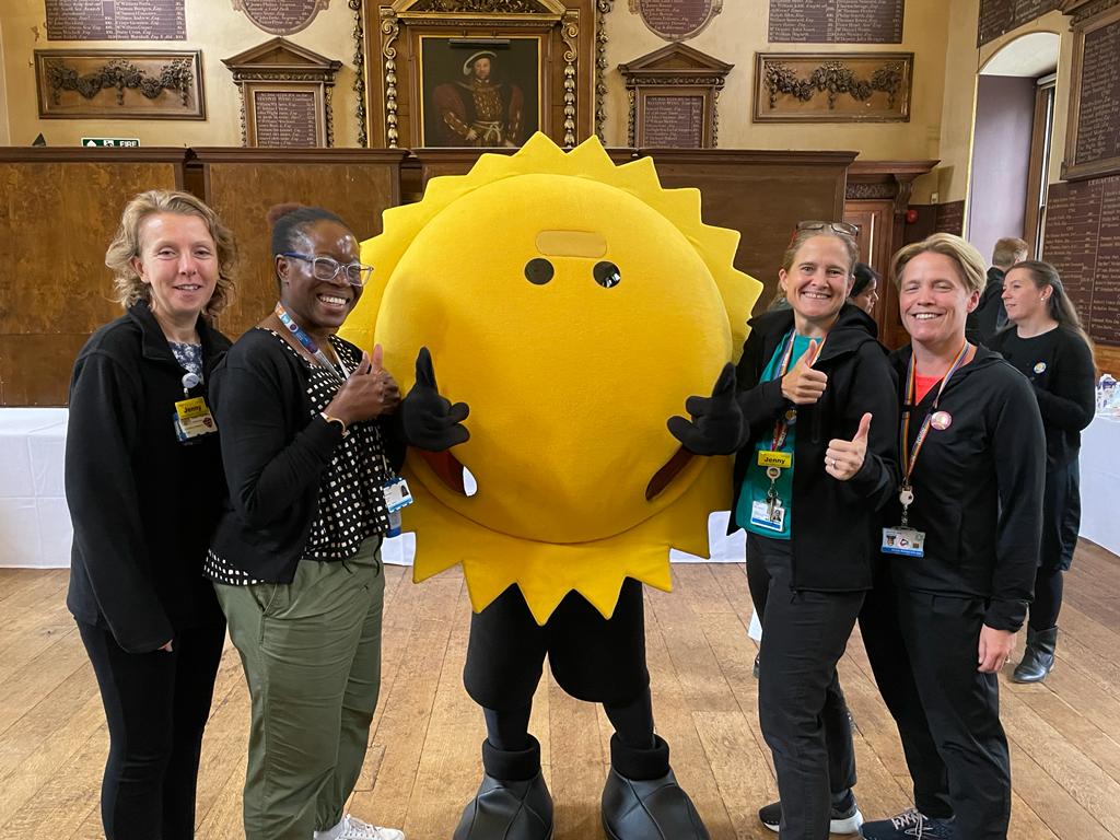 BartsCcnt's tweet photo. @BartsCcnt #imetsunny The launch of #YoungBartsHealth @IbiPW @Jenny_raison @jenski_winter @camjstewartt @sumcdo @KathEvans2 @joconroy76 @jowebster_jo https://t.co/DjxLo9KniL