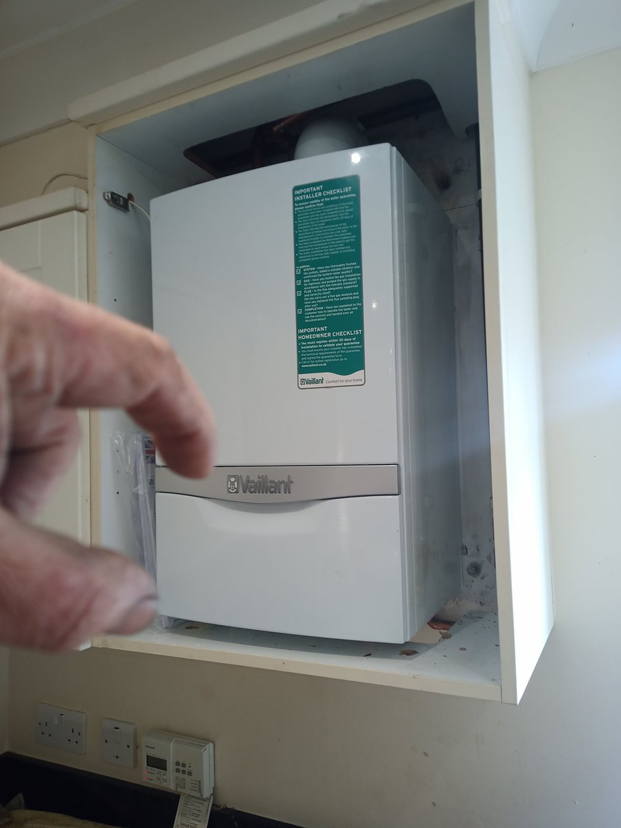 The Gas Man Cometh ✝️ tweet media