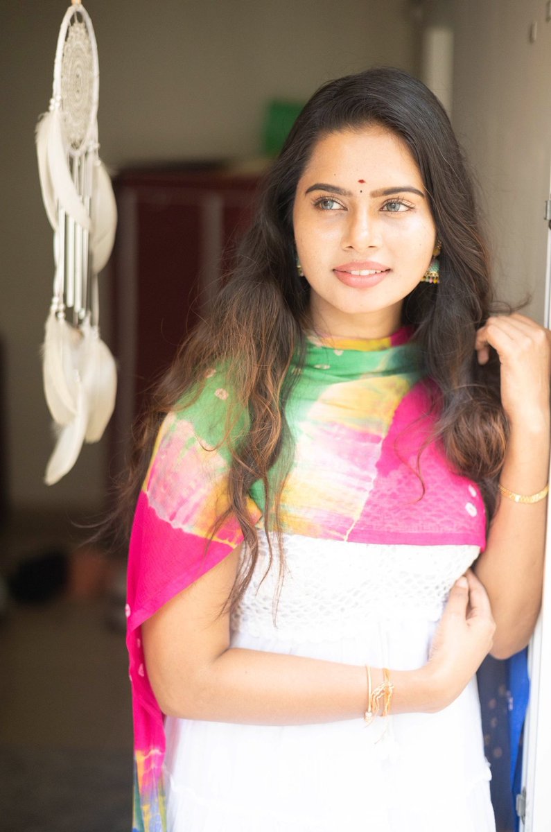 Only Heroines tweet media