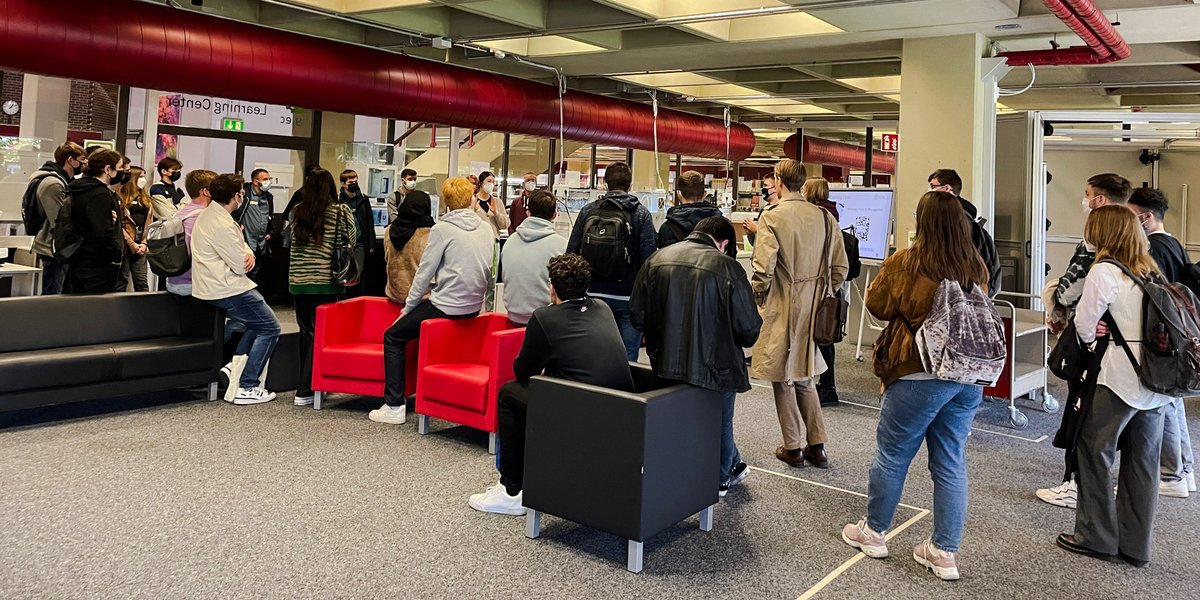 HyLeC_TUDo's tweet photo. Herzlich willkommen!!!! 🥳
Wir freuen uns, dass heute schon so viele Interessierte und neugierige Studierende @TU_Dortmund unsere Öffnungszeiten @unibib genutzt haben, um sich über unser Angebot zu informieren. #MakerEducation #HybridRockt #DigitalCampus https://t.co/uFTVagSgUn