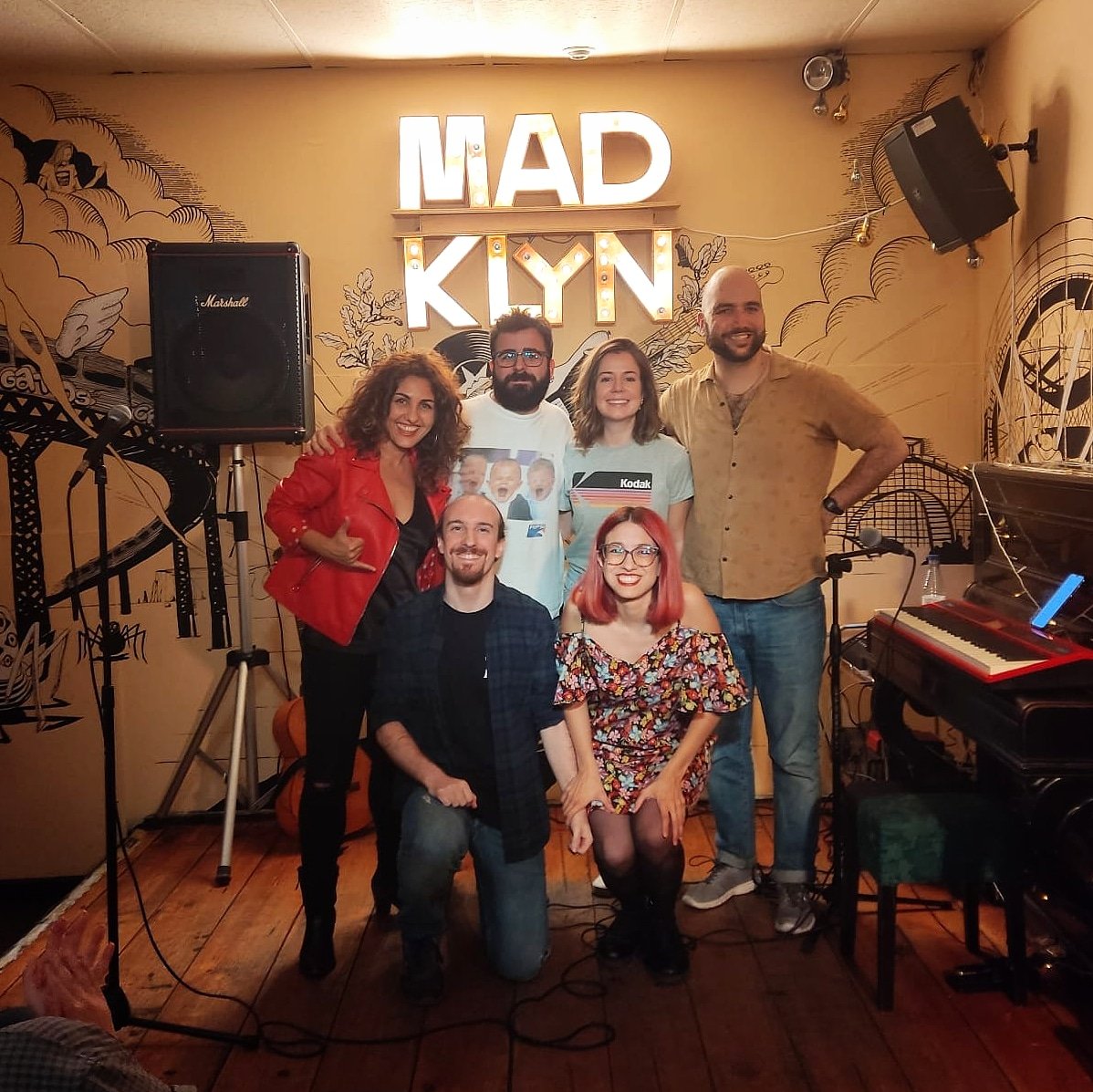 AntoniaOpenMic's tweet photo. ¡Mil gracias a @PepaGolden @fpaezcomico @elena_belma @davidsanjuanbay @NachoGarciaR y @JuanmaDupley por venir a probar el pasado domingo al @AntoniaOpenMic! 😍😍

DOMINGOS • 20:30H • MADKLYN

ENTRADAS BARATICAS 🎟️  https://t.co/zouGFzeBHC https://t.co/hhyc1ViJKi