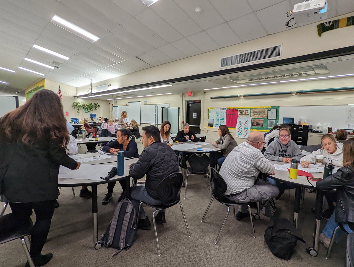 Kim Lowden tweet media