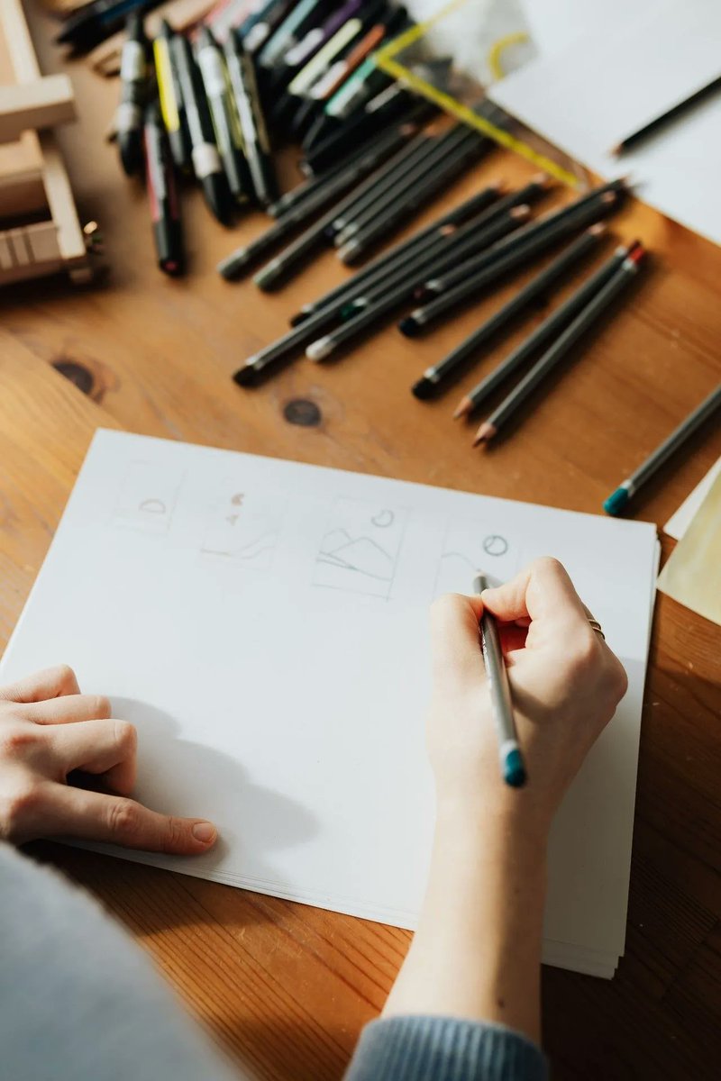 1book1chicago's tweet image. Saturday at 2pm, #CPLMakerLab presents @daimondrewthis for a workshop on creating your own comic page. Register now, space is limited: buff.ly/3rck715  #OBOC