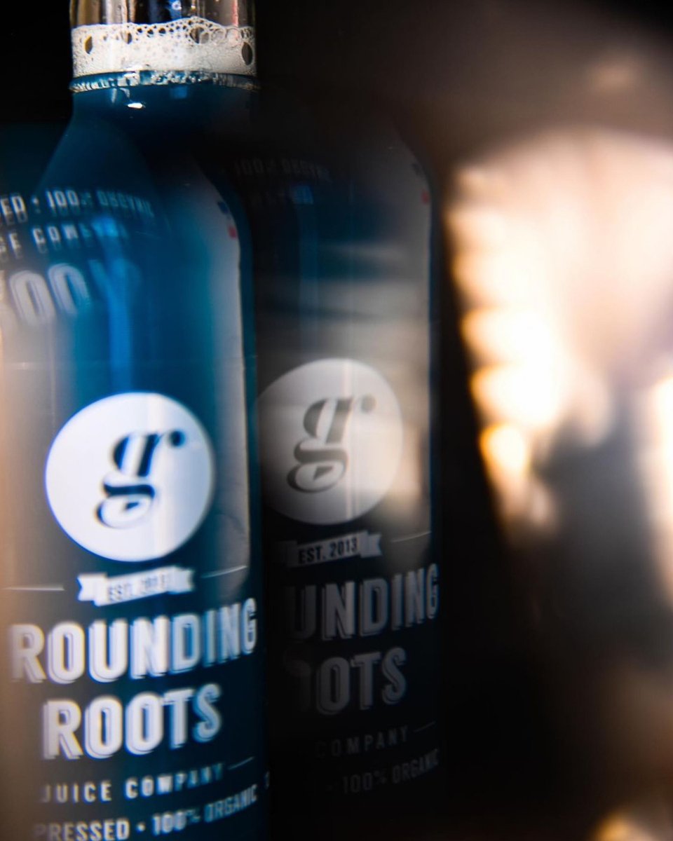 GroundingRoots's tweet photo. So inviting. Refreshing. Mystical. Magical. Blue. #1 

#Groundingroots #freshjuice #orlandofoodie#orlandojuice #organic #freshisbest #wellness https://t.co/q3gTWmdR1H