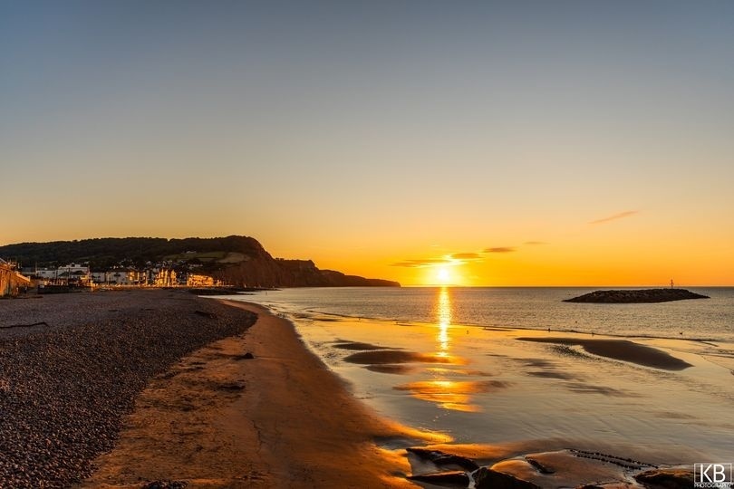 East Devon District Council (@eastdevon) on Twitter photo Sidmouth, you are beautiful 😍 What a stunning sunrise captured by <a href="/KB_Pho_Vid/">Kyle Baker Photography & Videography</a>.
Any one else manage to get a photo of an East Devon sunrise recently? Tag us or share below, we'd love to feature it on our page 🌅
#eastdevonly Sidmouth, you are beautiful 😍 What a stunning sunrise captured by <a href="/KB_Pho_Vid/">Kyle Baker Photography & Videography</a>.
Any one else manage to get a photo of an East Devon sunrise recently? Tag us or share below, we'd love to feature it on our page 🌅
#eastdevonly