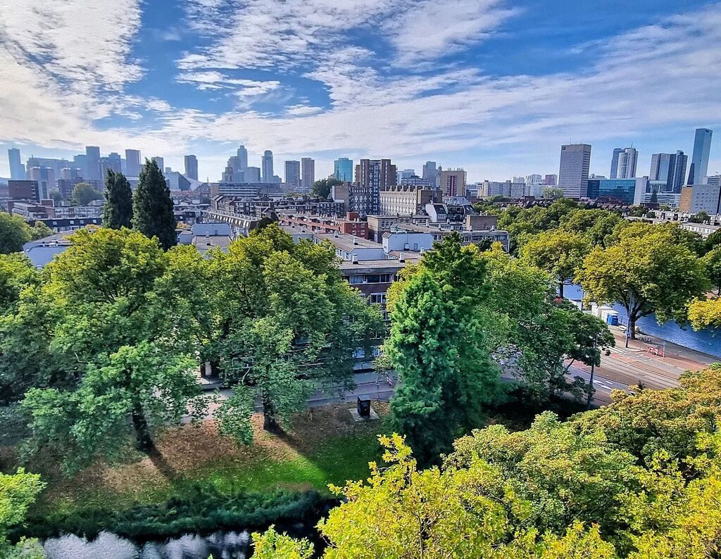 What a view #crooswijk #Rotterdam