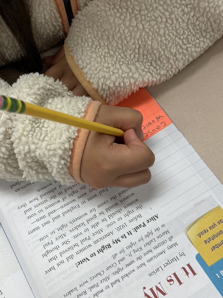 Ms_Sheapp's tweet image. Translucent sticky notes are a FAVORITE in our room! The possibilities are endless! ✏️ #translucentstickynotes #annotating #educ502