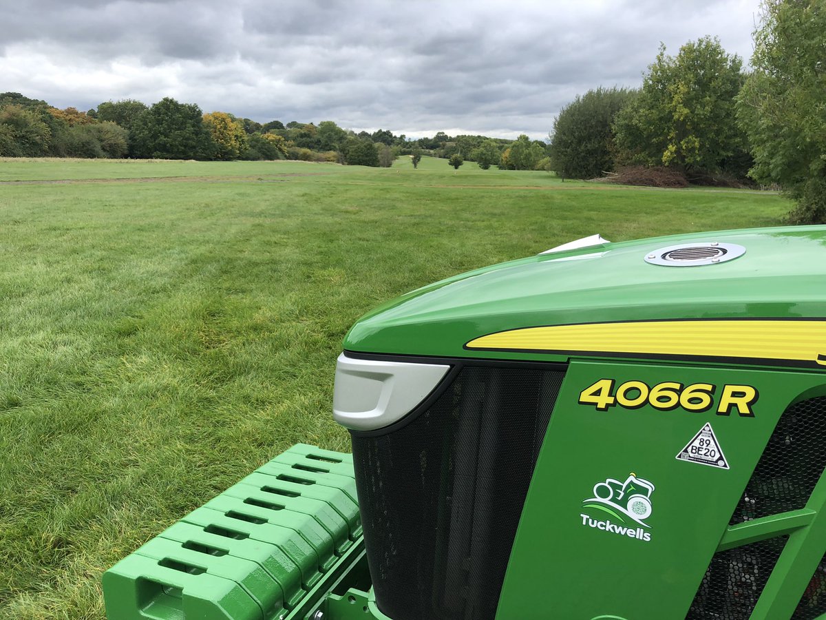 Another 4066R installation today with another Verti Drain 2519 <a href="/NAZEINGGOLFCLUB/">Nazeing Golf Club</a>. Expertly carried out by Mark Twitchett. This adds to their recent delivery of Shelton drainage equipment. Big thank you to James and John 💪. <a href="/TuckwellGroup/">Tuckwells</a>