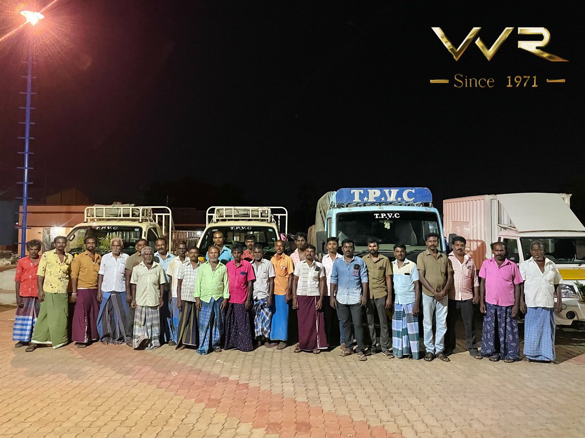 VVR_Oil's tweet photo. அனைவருக்கும் இனிய சரஸ்வதி பூஜை ஆயுத பூஜை நல்வாழ்த்துக்கள் 😊🙏
சரஸ்வதி பூஜையை முன்னிட்டு #VVRMill தொழிலாளர்கள் அனைவருக்கும் தீபாவளி போனஸ் வழங்கப்பட்டது ❤️
#HappyAayudhaPooja #VVR_Oil #VVRRice #VVR50 #50YearsOfPurity https://t.co/bsR8PvxTBh