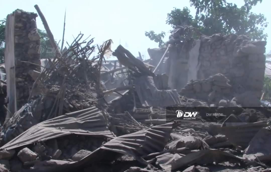 KifiMak's tweet photo. #Breaking 
Another Round of Aerial Attack in #AdiDaero.
Ethiopian Air Force conducted a #drone attack on IDPs Center in Adi Daero today killing numerous civilians including children and the elederly.
Exact number of causalities is yet to be reported.
#TigrayUnderAttack
#TigrayWar https://t.co/6BclPID75C