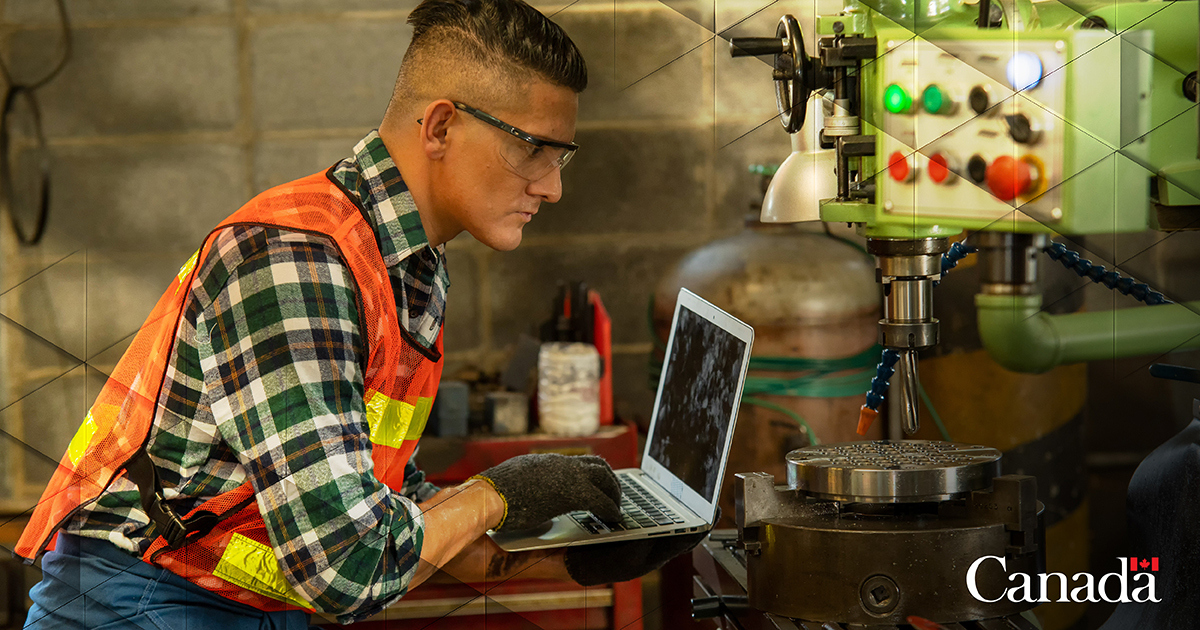 📣 Canada is launching a new online form to report suspected labour rights violations in CUSMA partner countries. This tool will assist with the implementation of and compliance with CUSMA’s labour provisions. 

Help us spread the word: ow.ly/65jk50L0VE5