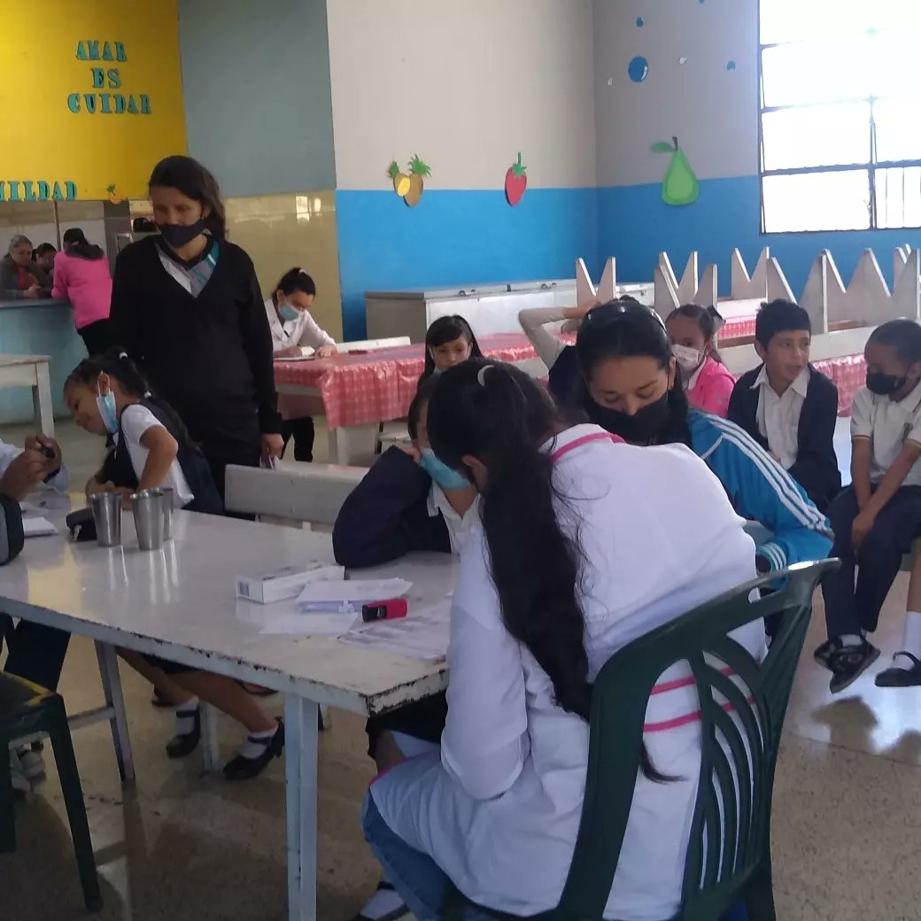 Atención médica a nuestros niños y niñas. @MPPEDUCACION <a href="/_LaAvanzadora/">Yelitze Santaella</a> @ZonaEducTachira <a href="/Berzabethg1/">Berzabethgandicaoficial</a> @formacionzet <a href="/RosangelaOrozco/">Rosangela Orozco</a> <a href="/Crazet2011/">Crazet2011</a> <a href="/CLIFP_Uribante/">CLIFP Uribante Susana Argumedo</a> @RedEducUribante <a href="/CraUribante/">Circuito 4 Municipio Uribante</a>