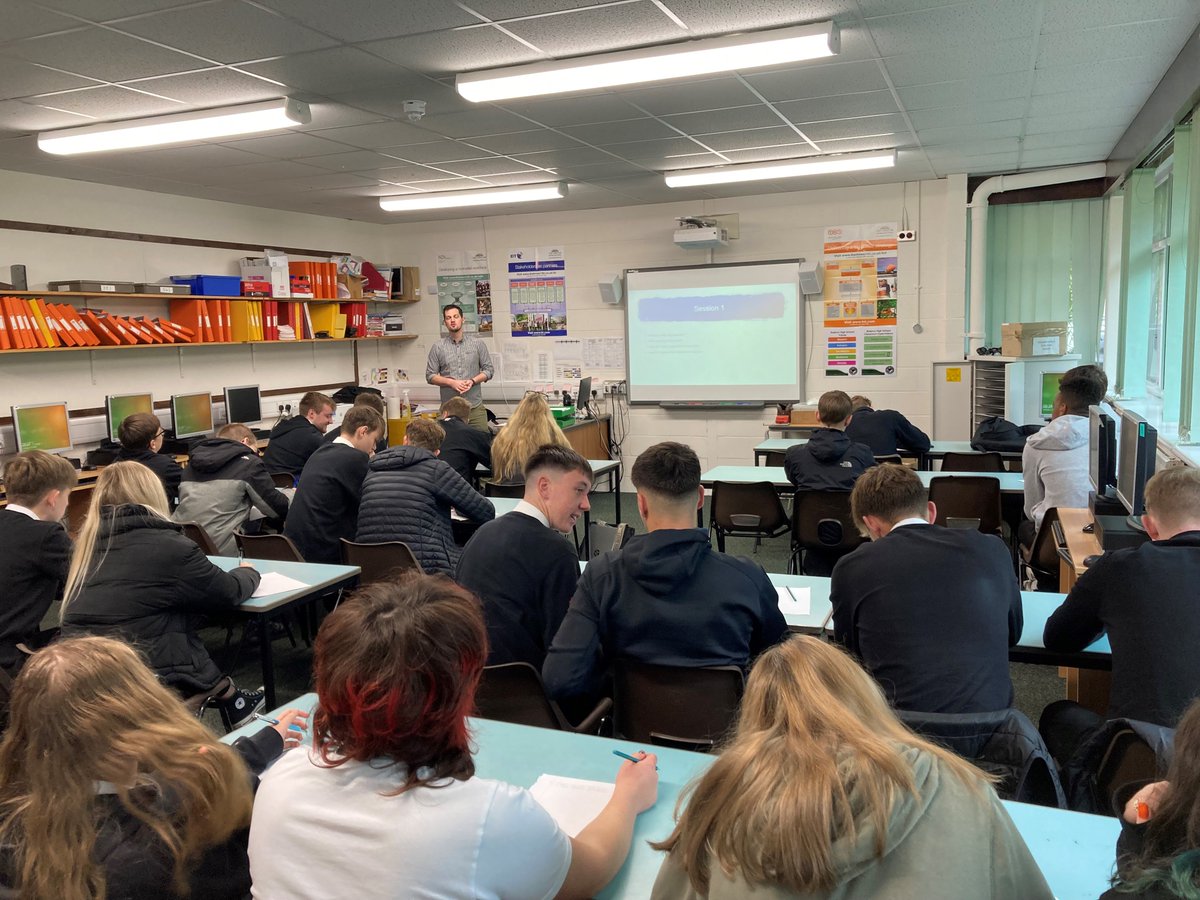 A big thank you to Jamie <a href="/BellGroupUK/">Bell</a> for taking the time to speak to some of our senior students. Jamie covered all things from first impressions, cover letters, CV's and how to prepare for interviews👩‍💼🧑‍💼🧑‍🏭🙌