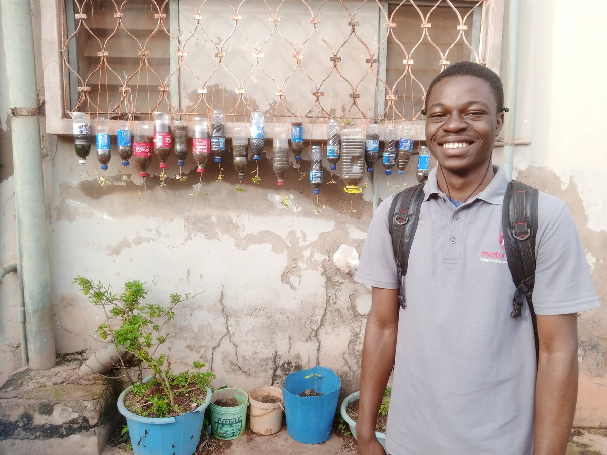 ekundayo_dami1's tweet photo. Today's work on plastic recycle #transplanting. Using what I have to get what I want via #circulareconomy. I am glad to have inspired a potential investor today during the process. A biochemist interested in toxicity and #nutrition.
I enjoy what I do. The future is bright.
#ytop https://t.co/gjU3UijKuQ