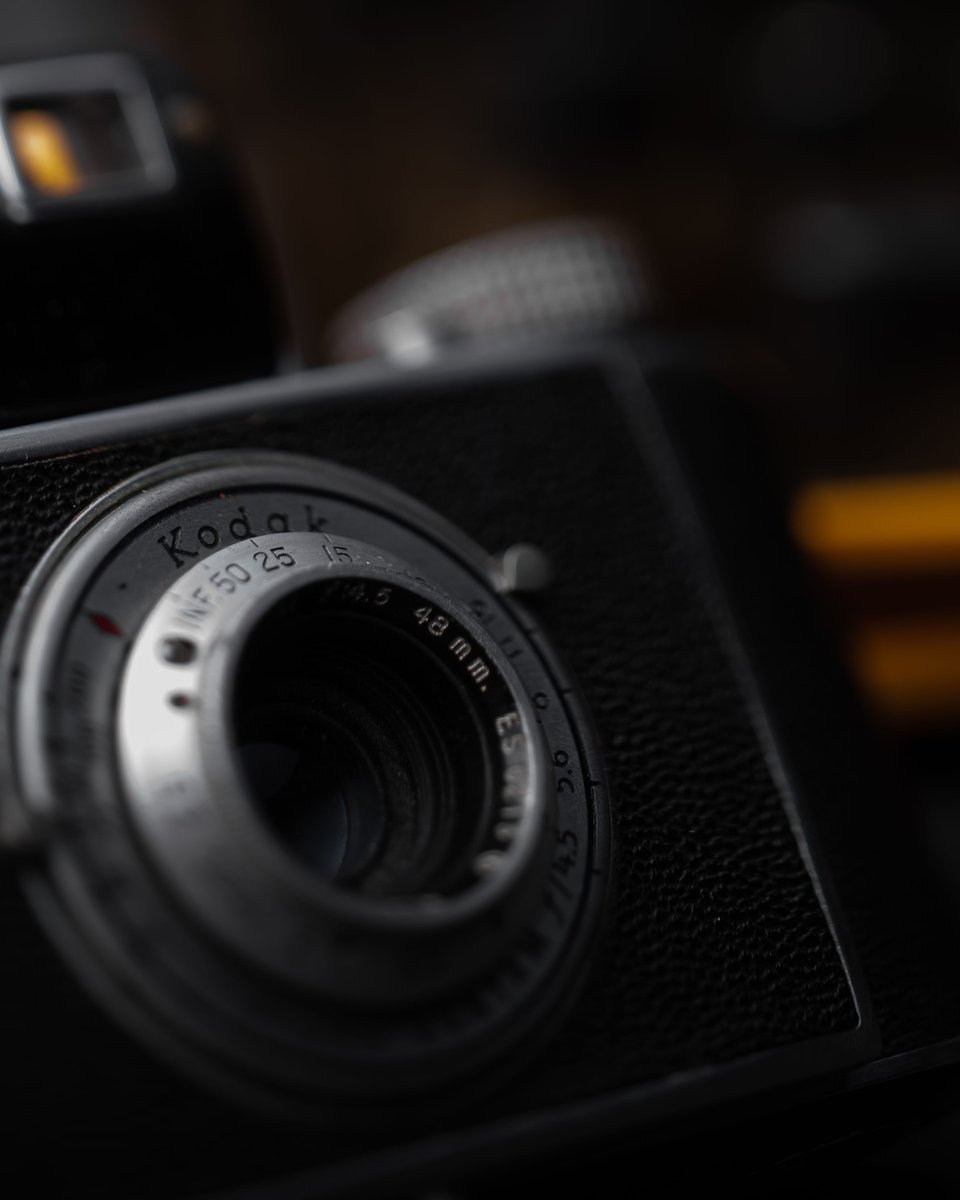 kodakdigitizing's tweet photo. You create life-defining moments. Cameras freeze those moments in time. We bring them all back. #RediscoverThePast https://t.co/ew1fdZe0uX