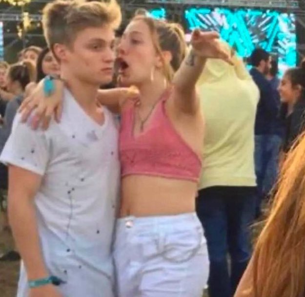 OliveSolace2001's tweet image. SO ITS CALLED THE GREAT
BRITISH BAKE OFF AND
THEY NORMALLY MAKE
CAKES BUT LAST WEEK
THEY MADE PIZZA AND
THIS WEEK THEY MADE
TACOS AND THIS
WOULDN'T HAVE
HAPPENED IF MARY BERRY
WAS STILL ON THE SHOW AND— #GBBO