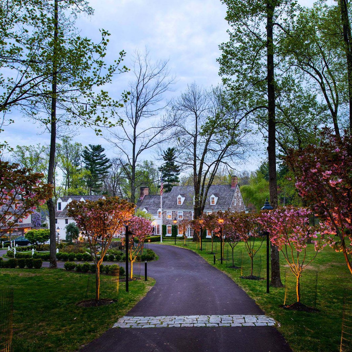 This is your escape to a weekend getaway full of luxury, relaxation, and serenity. #BowmansHill