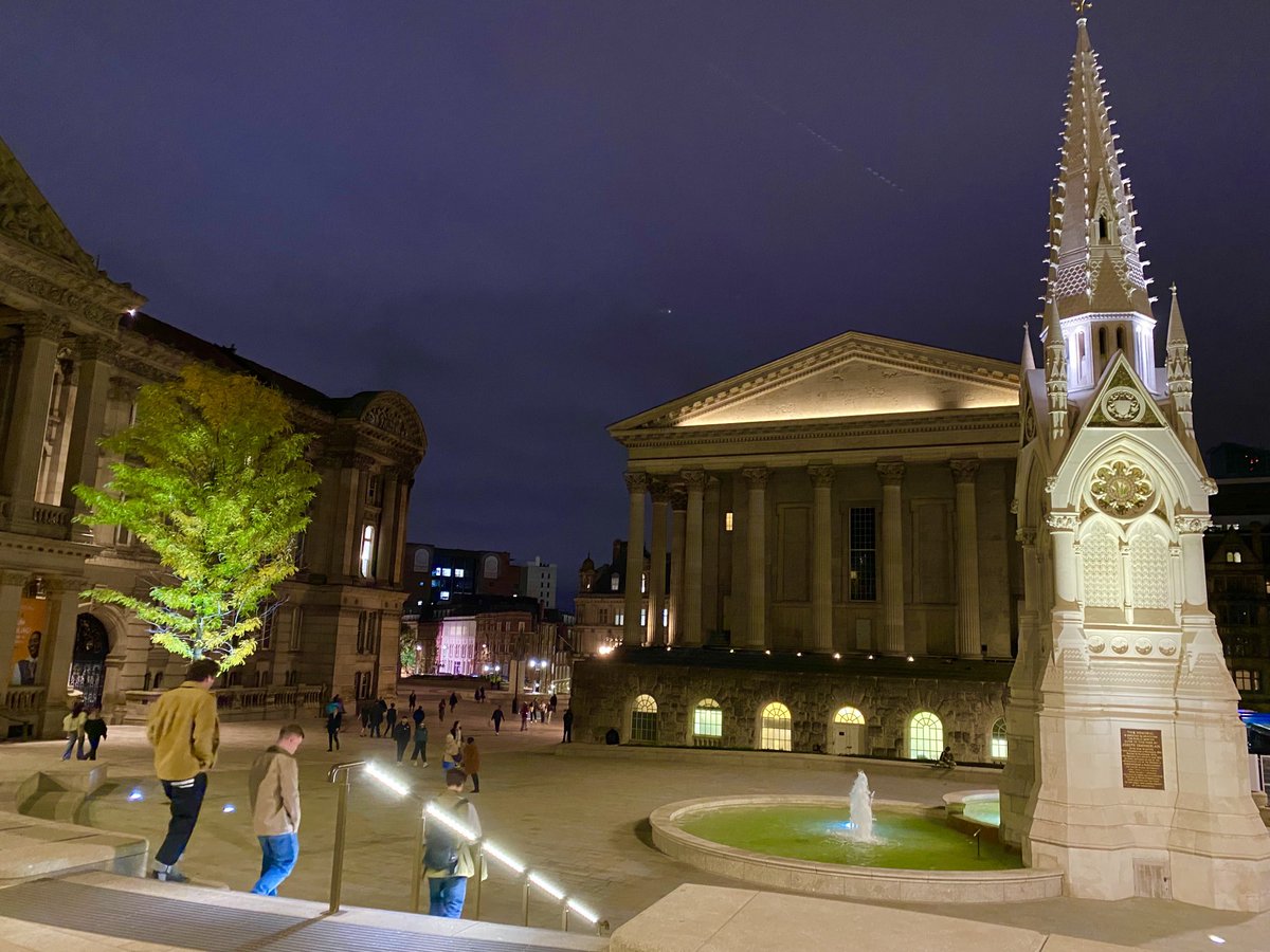 Mike_Fabricant's tweet image. #Birmingham looking great this evening! #CPC2022