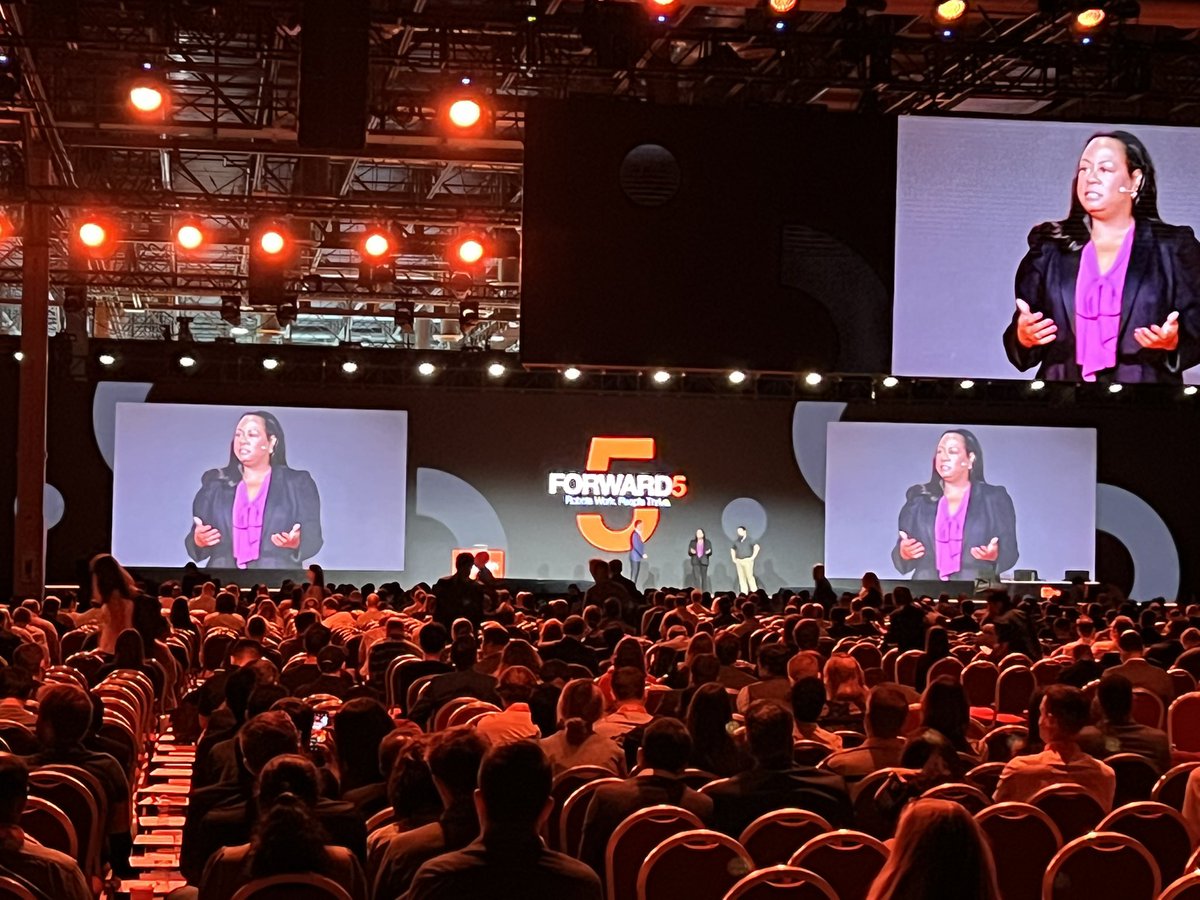 philcalz's tweet photo. So pleased to have our State and Local clients share their story of “automation for good” last week at Forward5. Tara Williams from Oklahoma DHS and Christopher Apsey from Georgia DHS joined our Founder @danieldines, and shared their stories!
#forward5 #automationforgood https://t.co/NBb36twR53