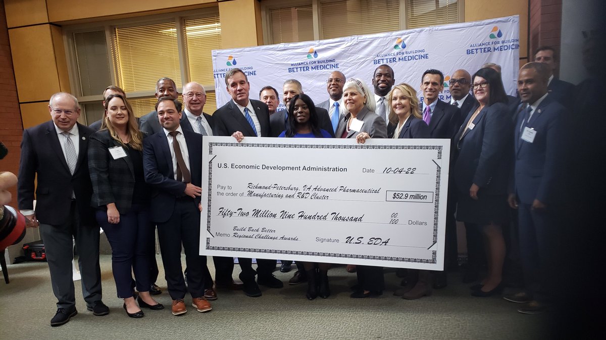 US_EDA's tweet photo. Today EDA Philadelphia Regional Office Director Linda Cruz-Carnall visited @CityRichmondVA to celebrate the $52.9M #BuildBackBetter Regional Challenge award to the Advanced Pharmaceutical Manufacturing (APM) Cluster. https://t.co/EWYf4eDvqU