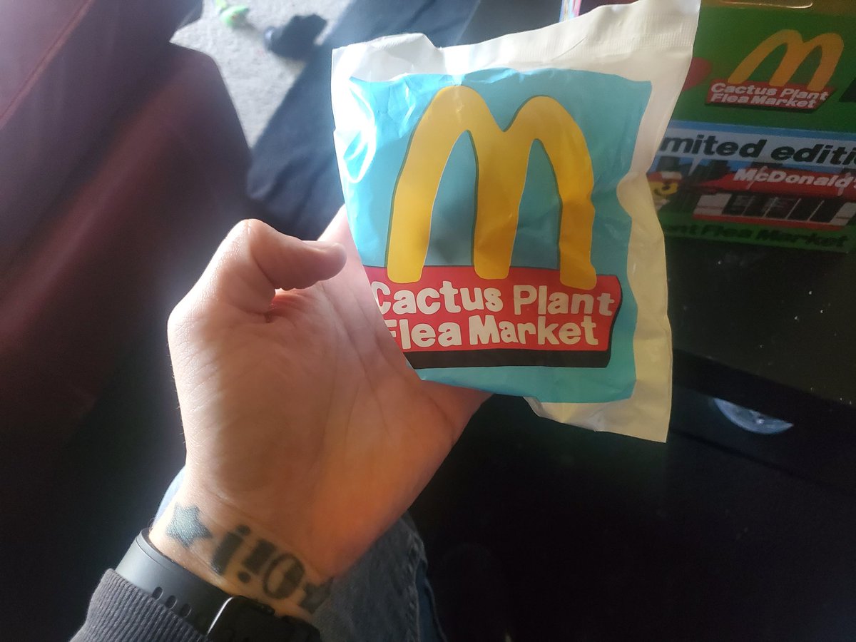ToyPunksChicago's tweet photo. @mezcotoyz Love the collab you guys did with @McDonalds Didn't know you guys worked together and was shocked to see Cyber Ryder in My Adult Happy Meal! #McDonalds #happymeal #mezco #rumblesociety #adulthappymeal #imlovinit #collab https://t.co/EI90SvrUfg