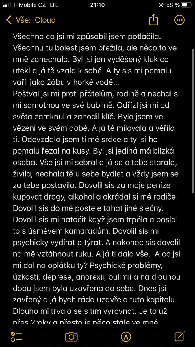 BorankovaVerca's tweet photo. Dnes uzavírám jednu kapitolu života. Byla jsem tímto dlouho spoutaná a je čas jít dál a sundat si pouta z rukou. https://t.co/3xOpb70Am0
