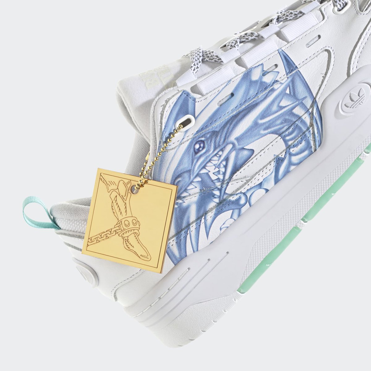 adidasalerts's tweet photo. Official adidas images of the "Blue-Eyes White Dragon" @YuGiOh_TCG x adidas ADI2000, releasing Friday, October 7.
—> https://t.co/unu0wLCudV  #ad https://t.co/nudMf9CIgs