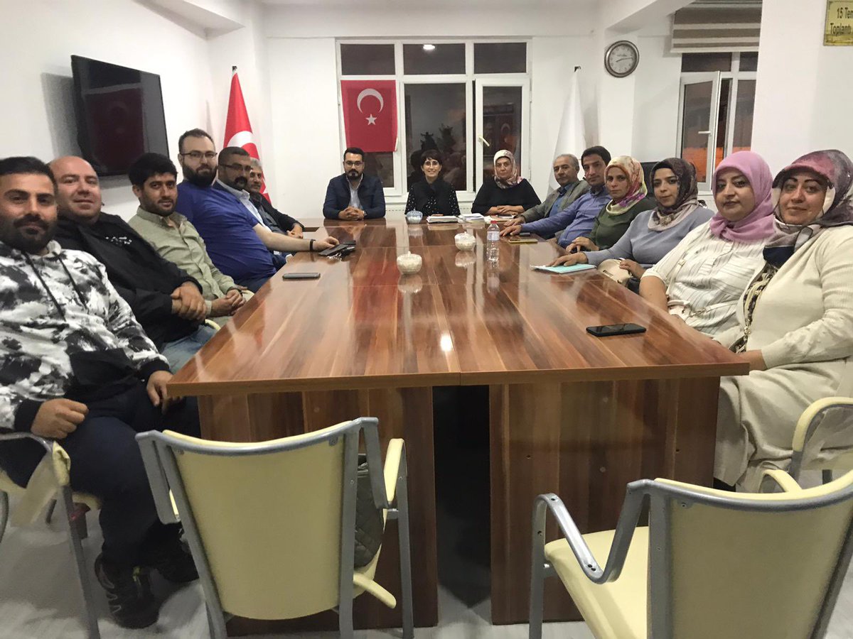 Avanos ilçe teşkilatı olarak haftalık olağan toplantımızı gerçekleştir. @AyseBilgic50 <a href="/parmaksizfatma/">Fatma Parmaksiz 🟢🇹🇷🇹🇷</a> <a href="/nejla76678388/">Nejla Ekinci 🇹🇷</a>