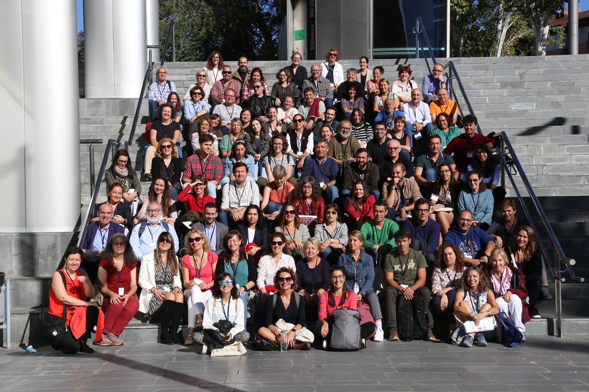 consabvra's tweet photo. En #ScientixSpain trabajamos la #inclusión con proyectos #STEAM en la plataforma @eTwinning_es   Con Ángeles Anaya García- Tapetado @consabvra IES Consaburum @ClmEtwinning @scientix_es @scientix_eu @FECYT_Ciencia #workshops @muncyt https://t.co/sJKrEk3WlH