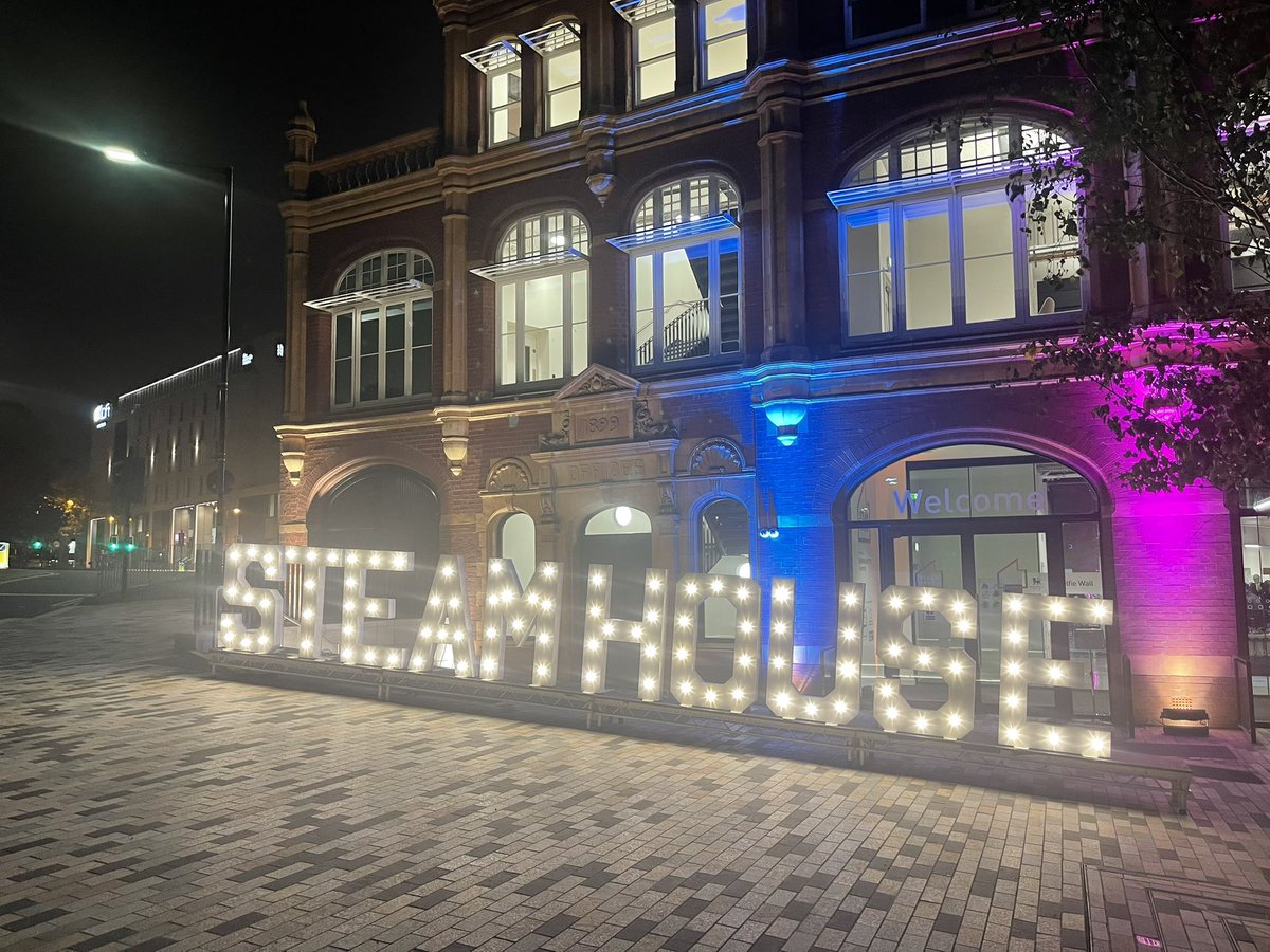 Lara Ratnaraja tweet media