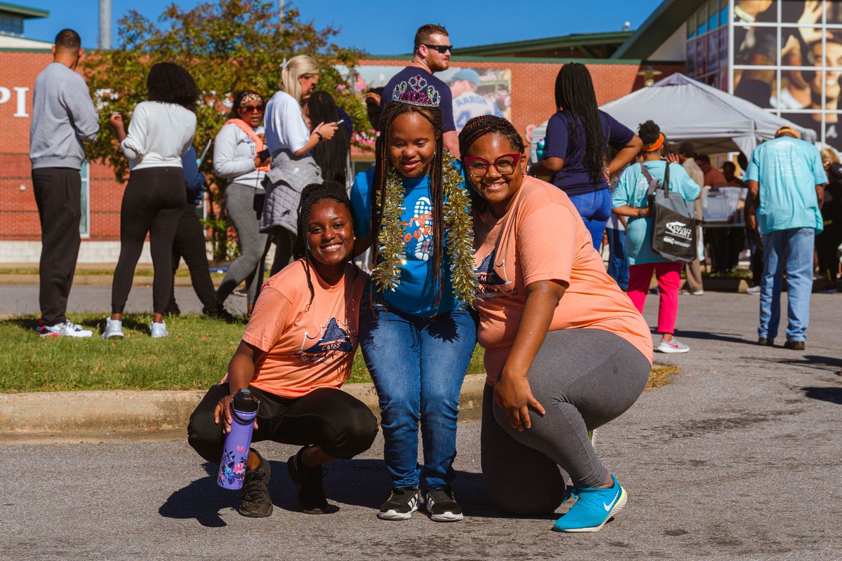 _cmdss_'s tweet photo. #BuddyWalk 2022 was a blast! 💙💛 Thank you to everyone who joined together to make this such a special day. We are already counting down the days to the next one. #CMDSS https://t.co/A1LRwf3xJO