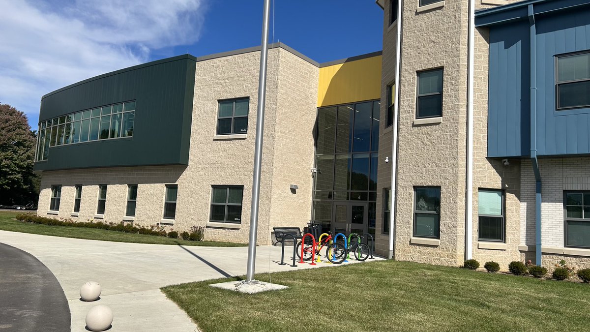 ⁦<a href="/WAChamber/">Westerville Area Chamber</a>⁩ Business Advocacy Council is touring the newest Elementary Westerville school Minerva France. Thank you Scott Dorne