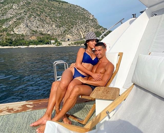 #cristianoronaldo #cristiano #cr7fans #championsleague #messi #realmadrid #cr9 #madridfans #neymar #goal #georgina #cristianojr #shayk #finoallafine #love #juventus #cr7 #ronaldo #crisgina #cr7juve #instabeauty #fashionstyle #body #all_shots #polishgirl #fitnessmotivation