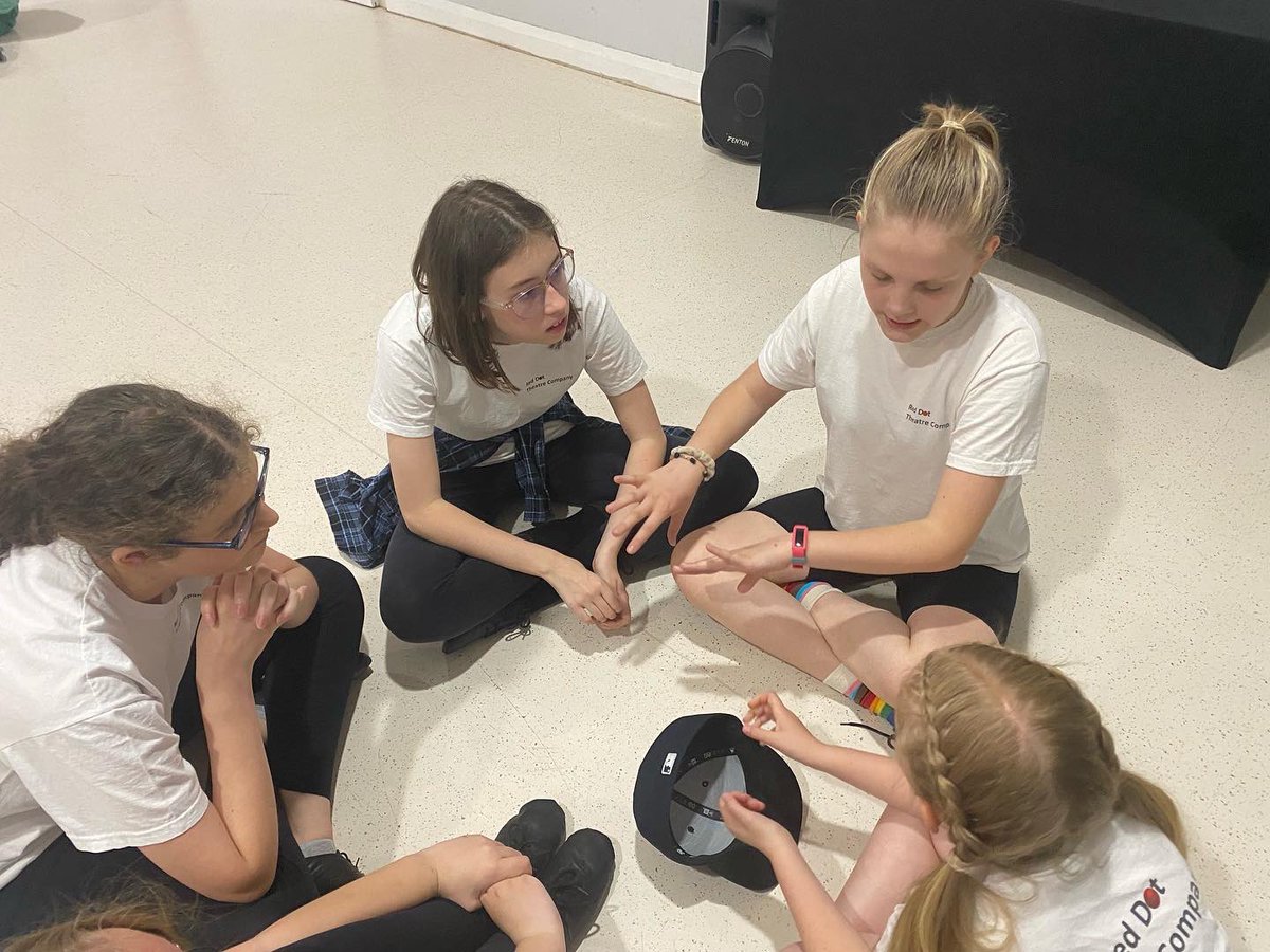 RedDotTheatre's tweet photo. Red Dot Musical Theatre classes! Just some of the amazing work this term #rdt #musicaltheatre #perform #sing #dance #act #learnperformshine #theatrekids #classesforkids #performingarts #theatreschool https://t.co/XTqcD1PPcQ