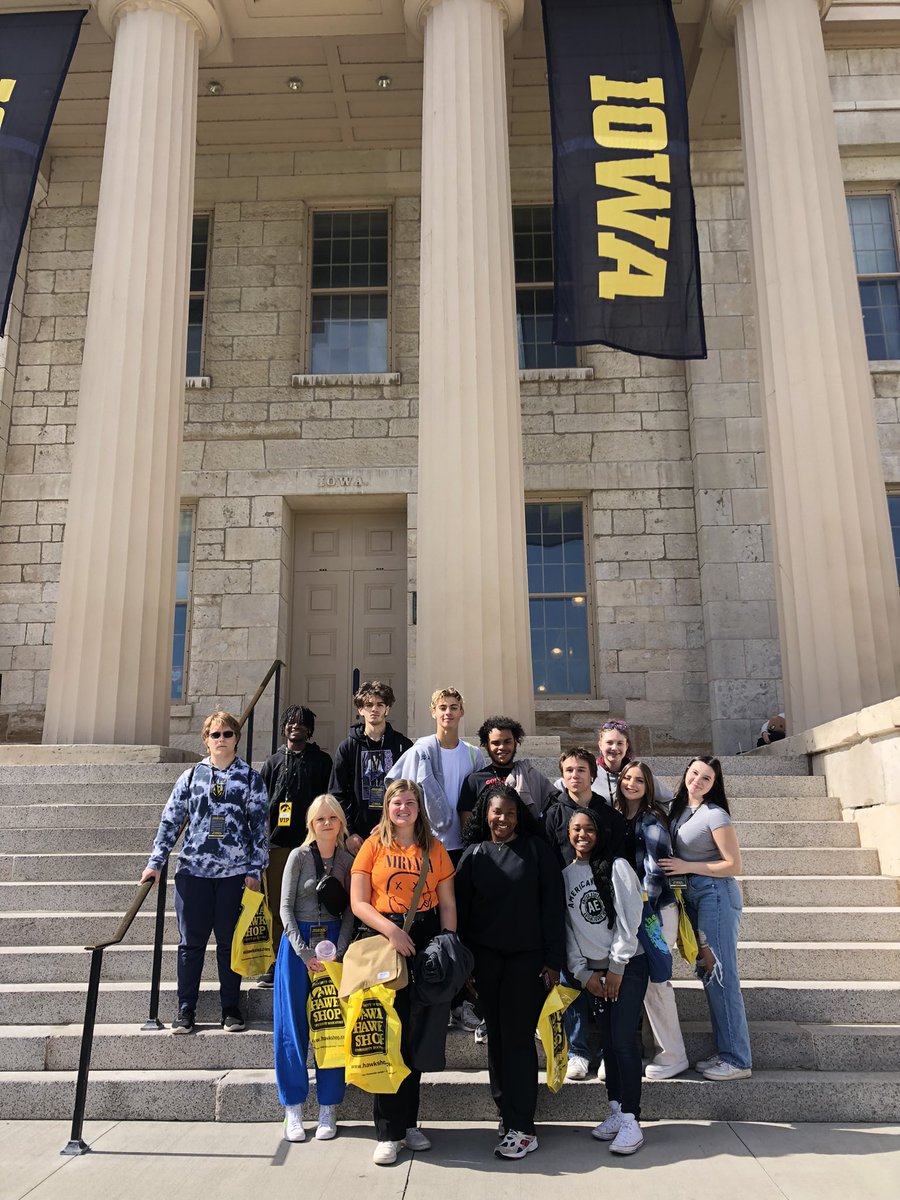 JacobsHSAVID's tweet photo. @uiowa thank you for showing our juniors a fantastic day on campus. Perfect weather and hospitality unmatched! There are some future Hawkeyes in this group for sure! https://t.co/OnUvzwADQV