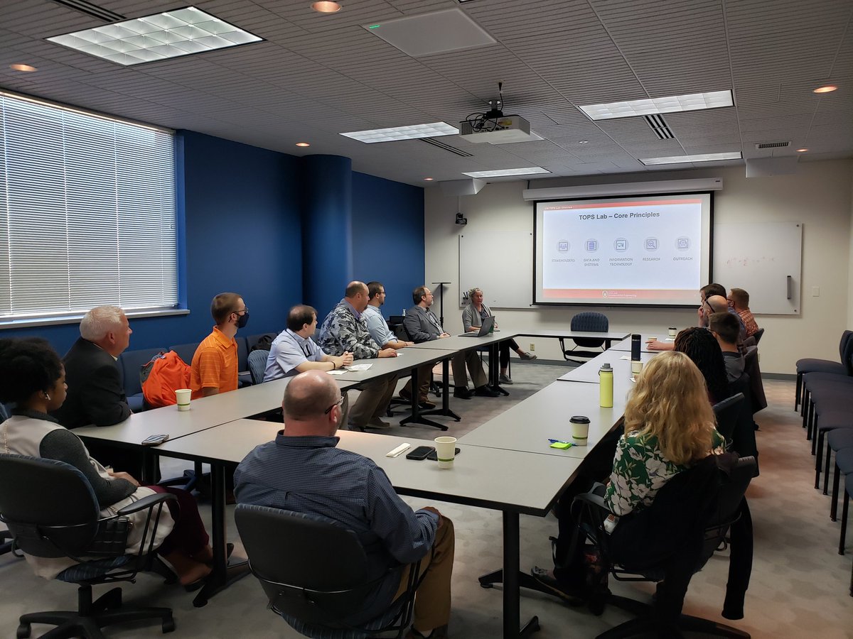 DANoyce's tweet photo. Thank you Glenn Fulkerson and the Wisconsin Division of FHWA for visiting @UWMadEngr @UWMadisonCEE and @WisconsinTOPS . Look forward to getting you back in the driving simulator and automated vehicles very soon! @USDOTFHWA https://t.co/yQiS1DRO32