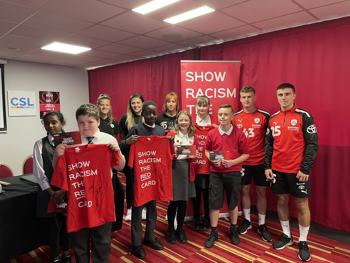 SRTRC_England's tweet photo. Thank you to @BarnsleyFC and @BarnsleyWFC players Jordan, Charlie, Georgia, Jenna and SRtRC friend @Charl23Potts for joining our panel today. 
#ShowRacismtheRedCard https://t.co/7uORPRLDQB