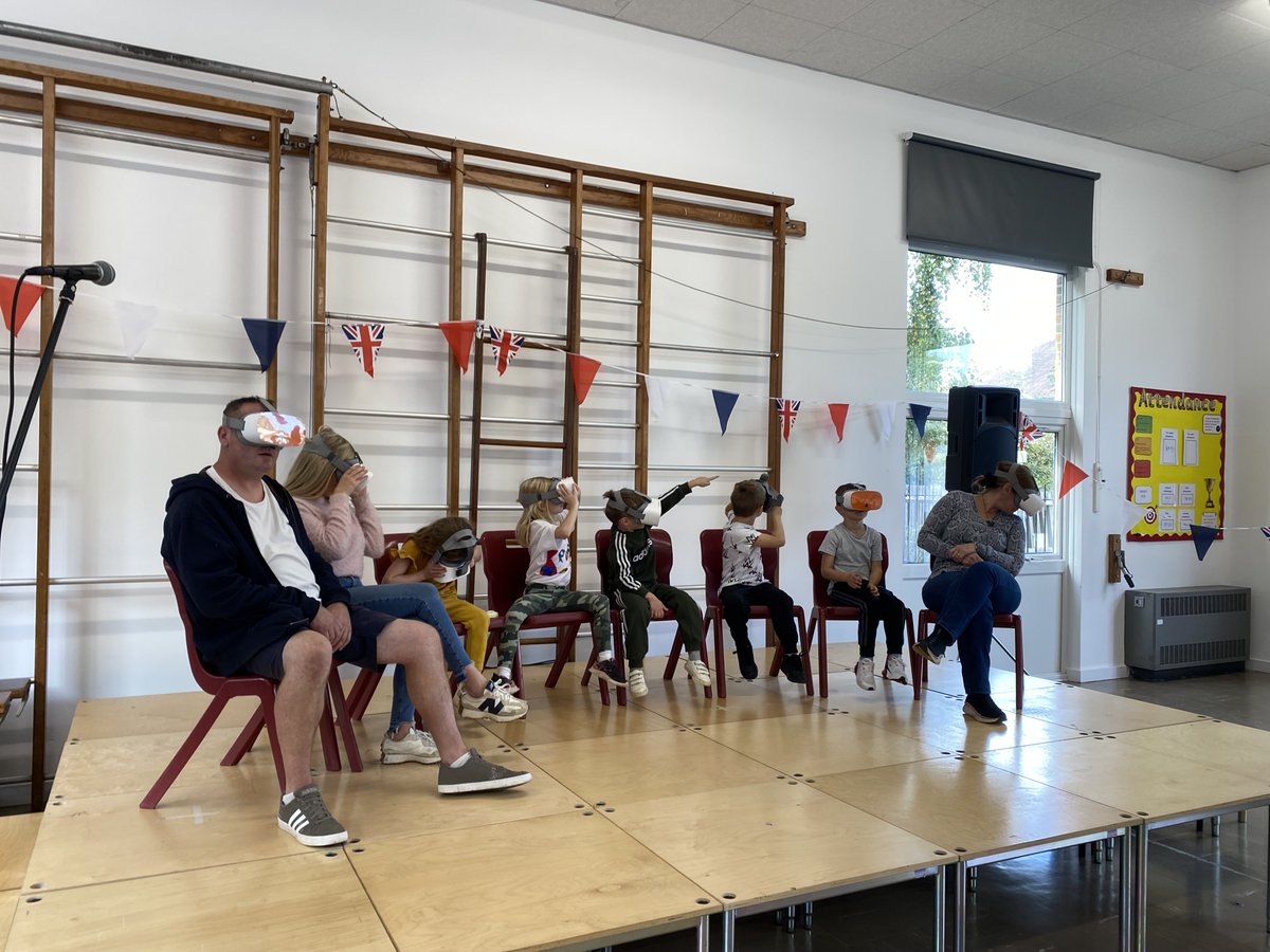 Headteacher tweet media