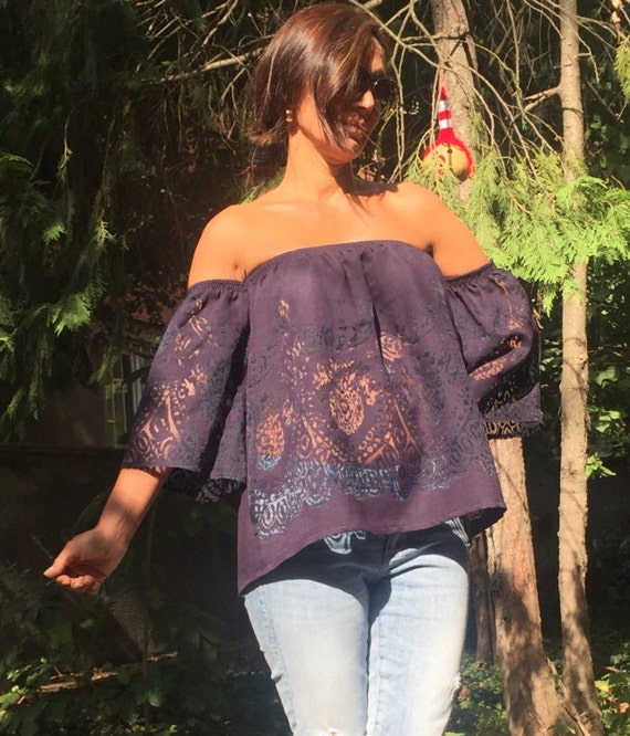 FIVELEMENTSHOP's tweet image. Off The Shoulder Blouse, Trendy Top, Plus Size etsy.me/3EgZDMu #ruffletop #oversizedtop #eveningtop #sexytop #clothing @etsymktgtool